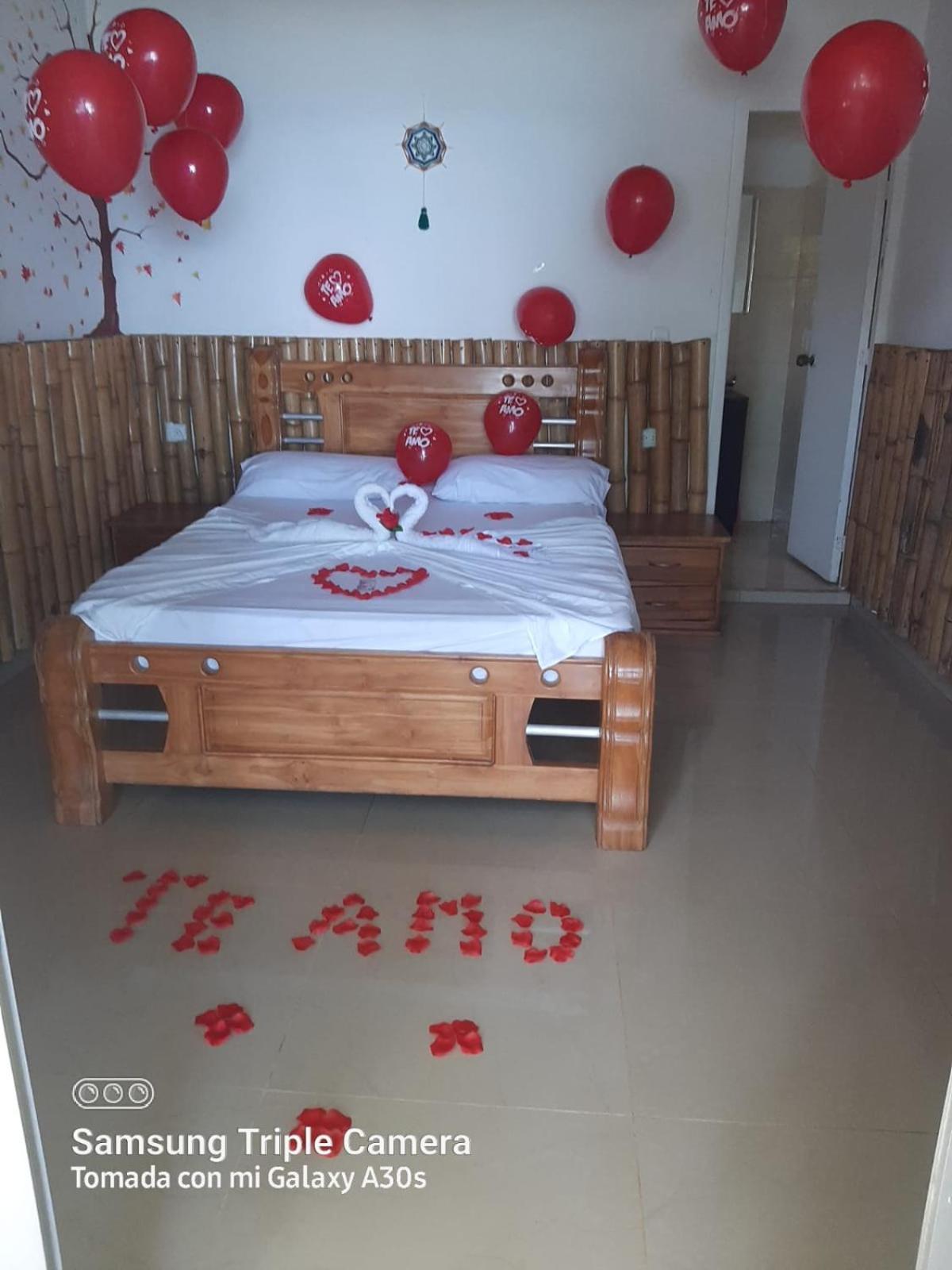 Hostal Hilltop Zapzurro Luaran gambar